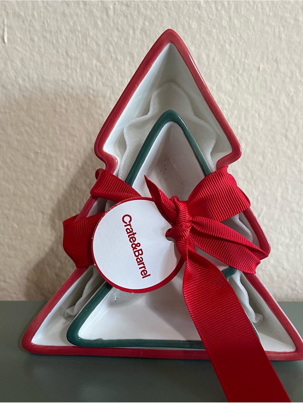 NWT Crate&Barrel Ceramic Tree Ramekins Set